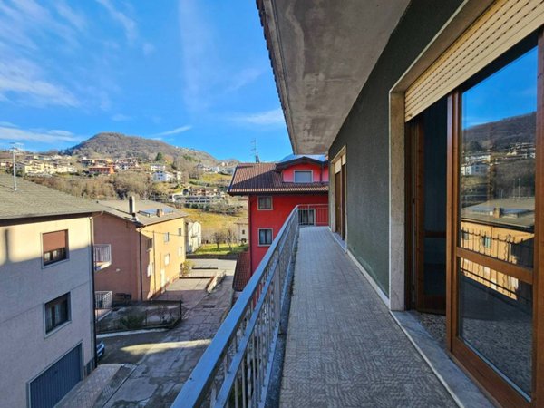 appartamento in vendita a Zogno