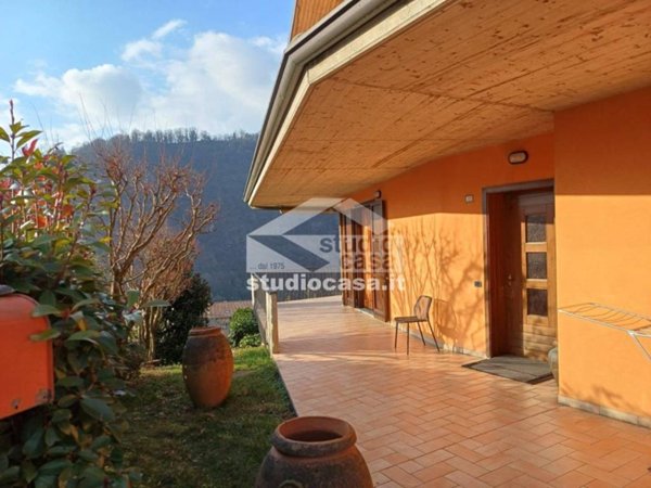 casa indipendente in vendita a Zogno