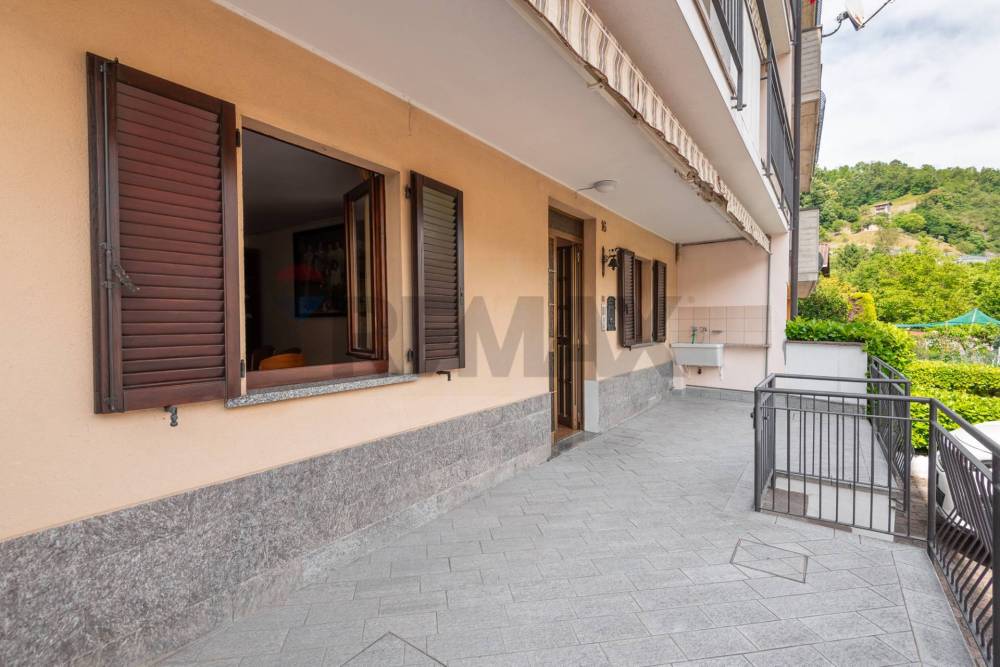 casa indipendente in vendita a Zogno