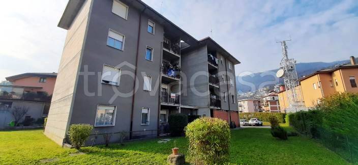 appartamento in vendita a Zogno