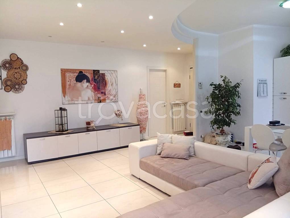 appartamento in vendita a Zogno