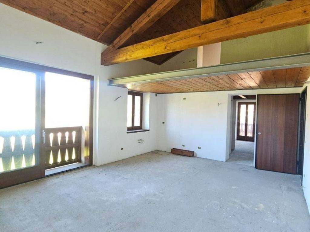 appartamento in vendita a Zogno in zona Poscante