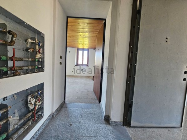 appartamento in vendita a Zogno in zona Poscante