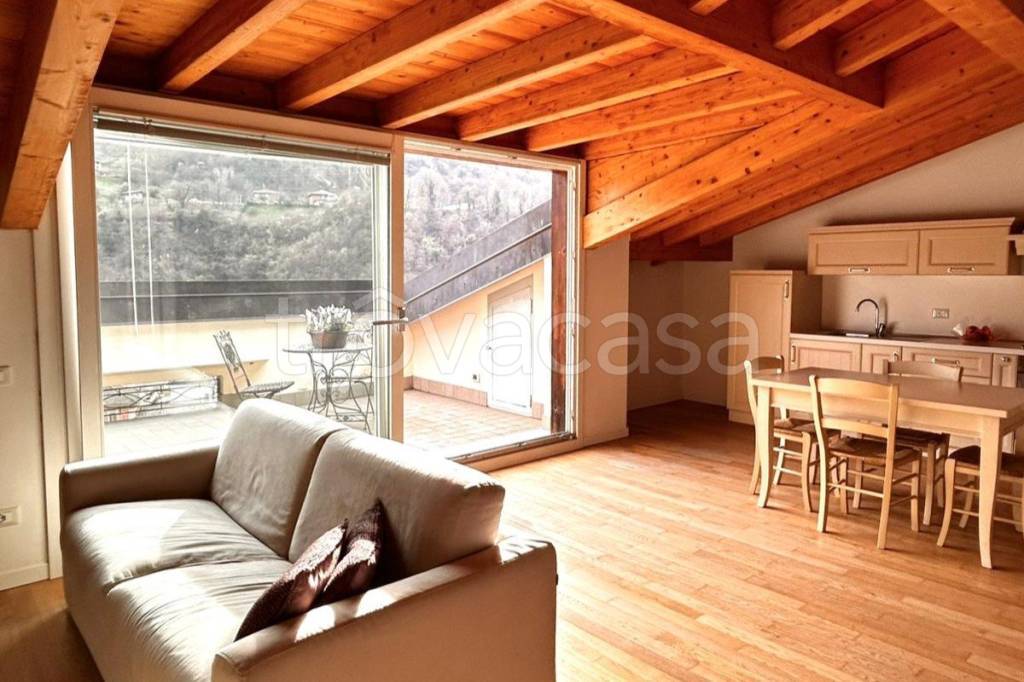 appartamento in vendita a Zogno