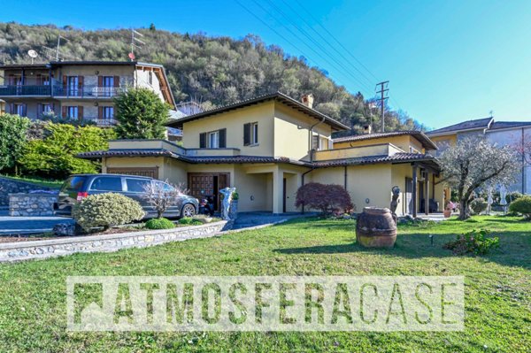 casa indipendente in vendita a Zogno
