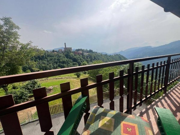 appartamento in vendita a Zogno in zona Somendenna