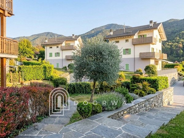 appartamento in vendita a Zogno in zona Ambria / Spino al Brembo