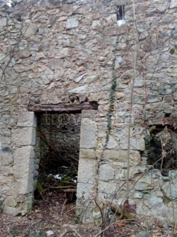 appartamento in vendita a Zogno in zona Poscante