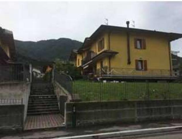 appartamento in vendita a Zogno in zona Stabello