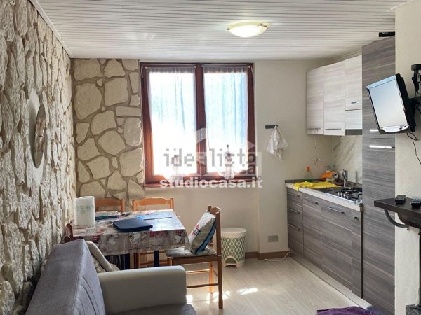 appartamento in vendita a Zogno in zona Miragolo San Marco