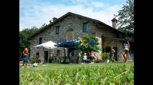 casa indipendente in vendita a Zogno