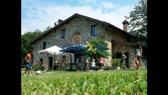 casa indipendente in vendita a Zogno