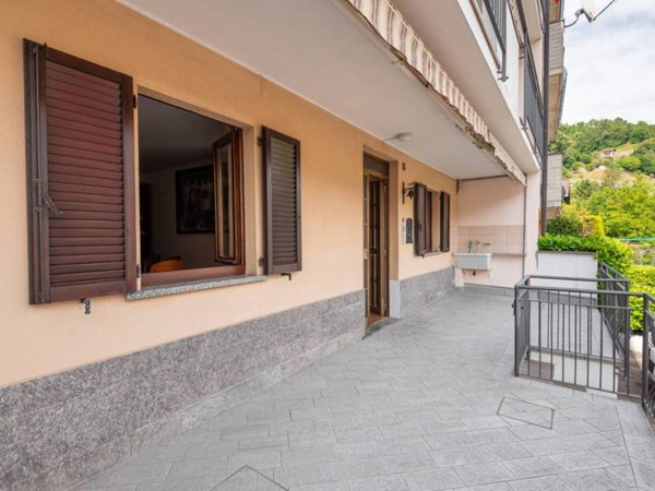 casa indipendente in vendita a Zogno