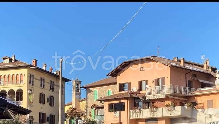 appartamento in vendita a Zogno in zona Ambria / Spino al Brembo