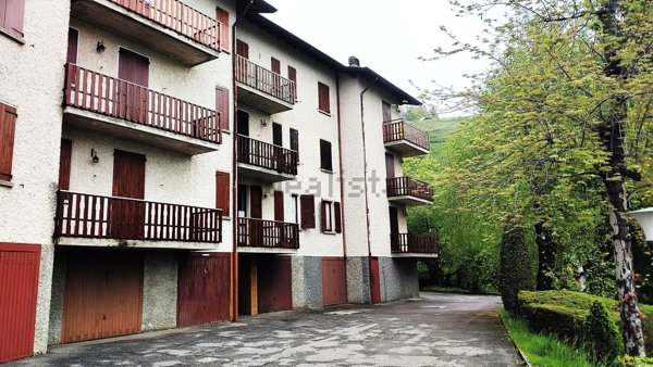 appartamento in vendita a Zogno in zona Miragolo San Marco
