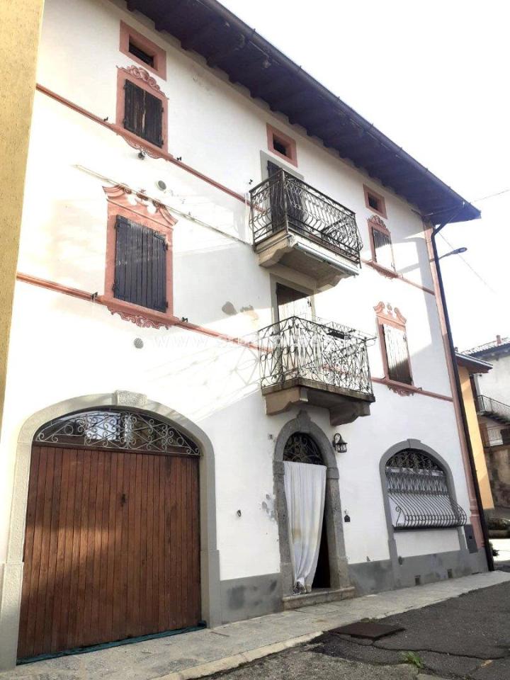 casa indipendente in vendita a Costa Serina