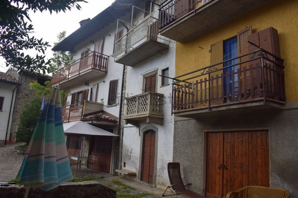 quadrivano in vendita a Costa Serina