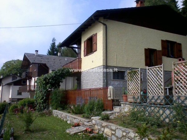 casa indipendente in vendita a Costa Serina