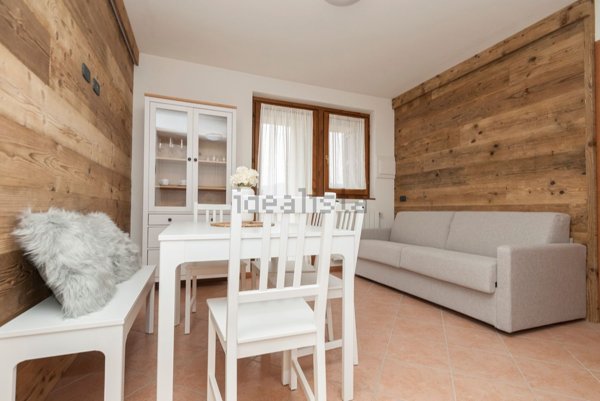 appartamento in vendita a Costa Serina