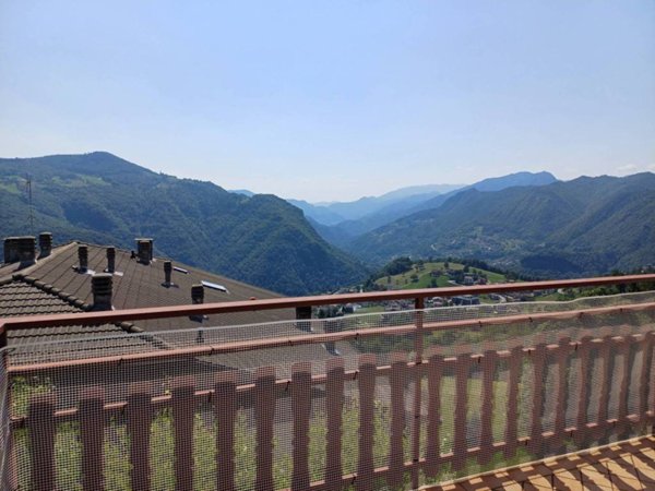 appartamento in vendita a Costa Serina