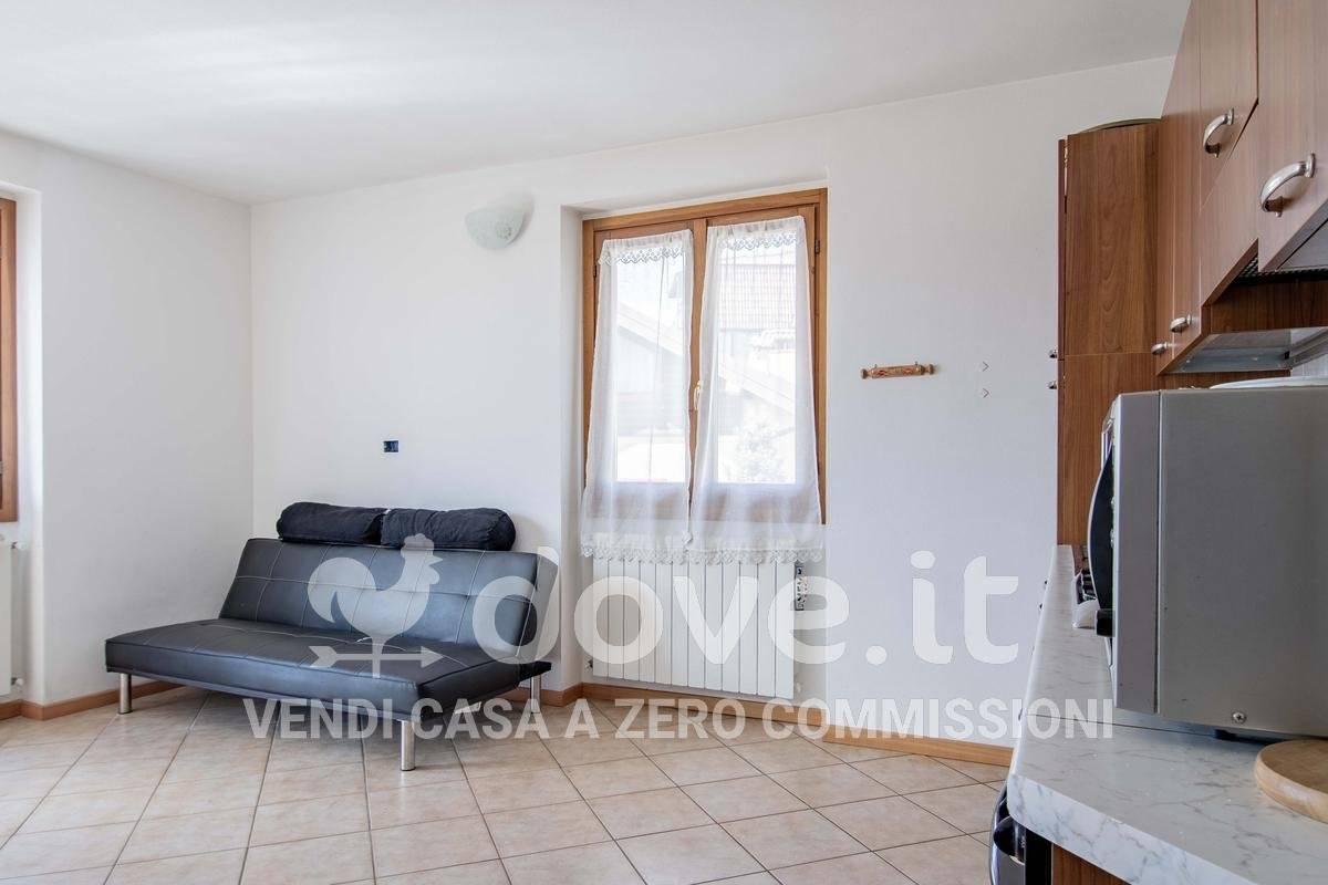 appartamento in vendita a Costa Serina