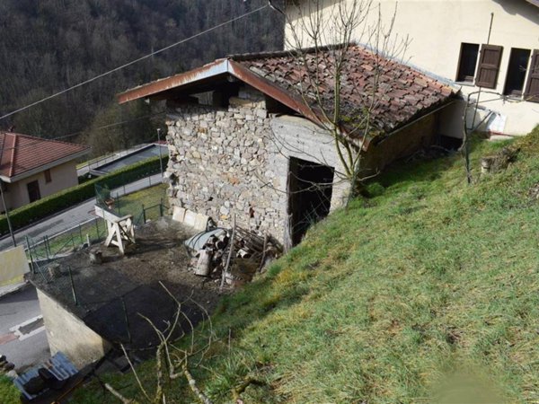 casa indipendente in vendita a Costa Serina