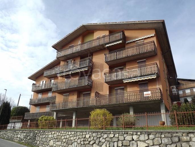appartamento in vendita a Costa Serina