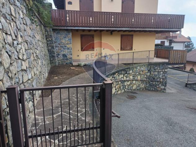 appartamento in vendita a Costa Serina
