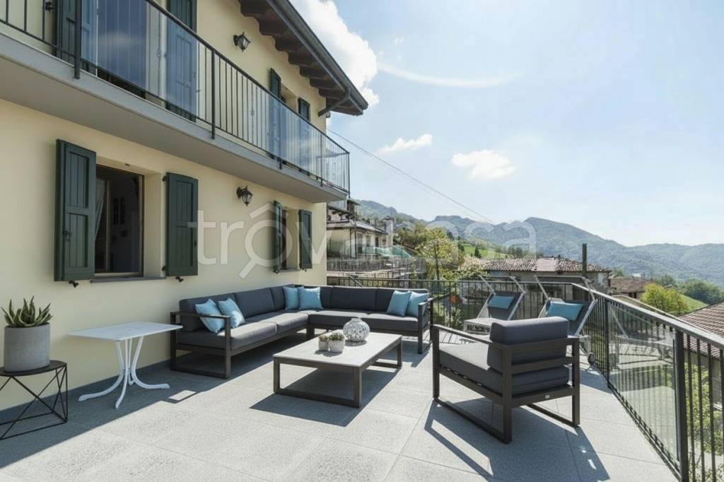 casa indipendente in vendita a Costa Serina