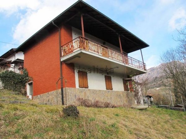 casa indipendente in vendita a Costa Serina