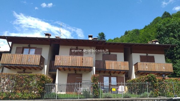 appartamento in vendita a Costa Serina
