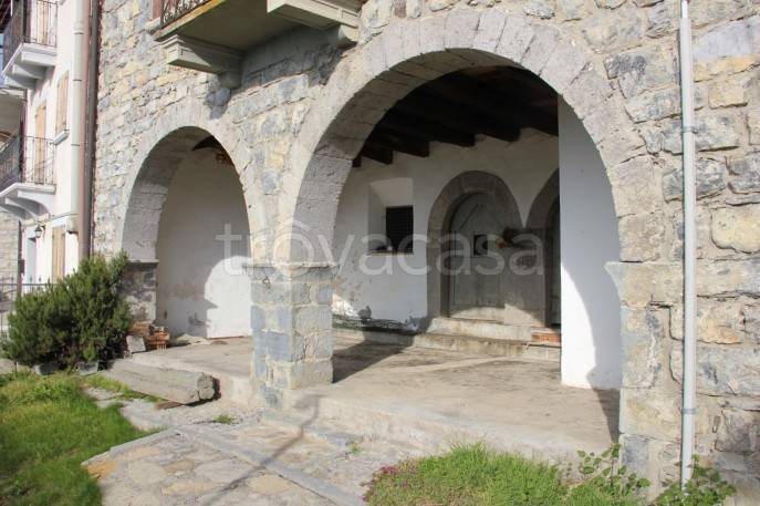 appartamento in vendita a Costa Serina