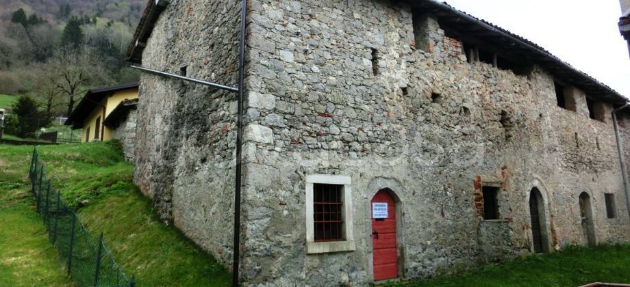 casa indipendente in vendita a Costa Serina
