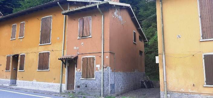 appartamento in vendita a Costa Serina