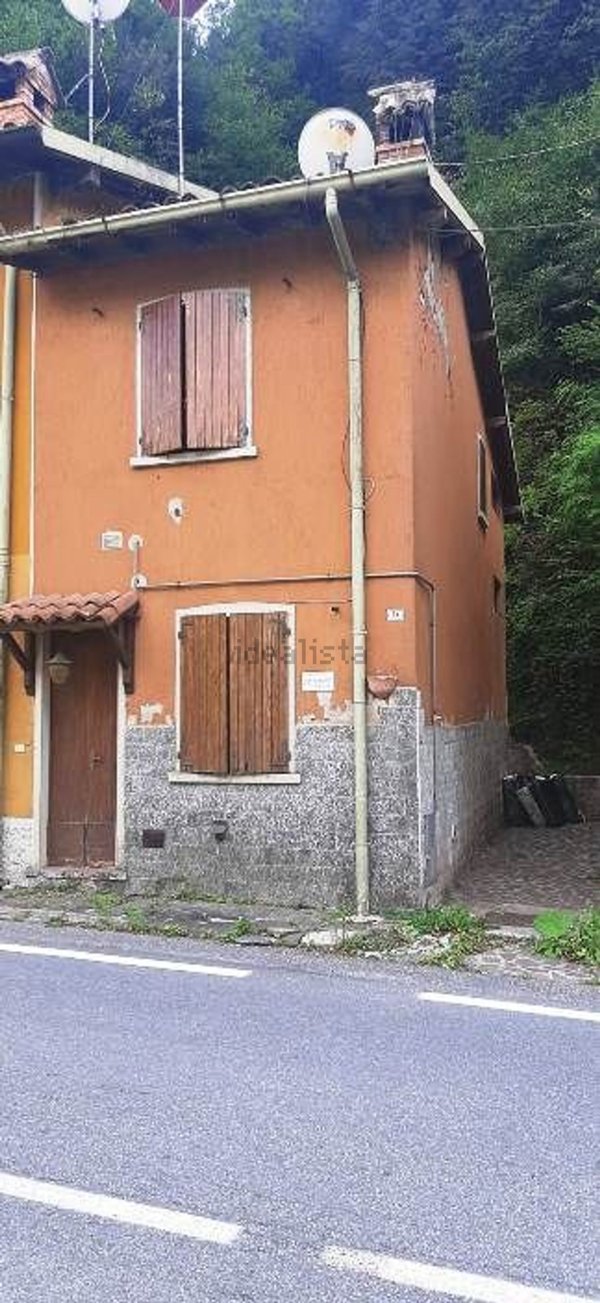 appartamento in vendita a Costa Serina