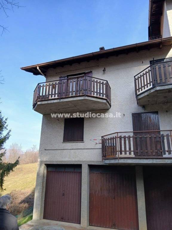 appartamento in vendita a Costa Serina