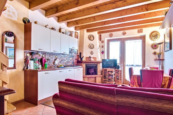 appartamento in vendita a Costa Serina