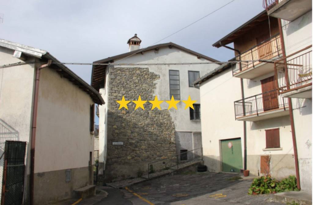 appartamento in vendita a Costa Serina