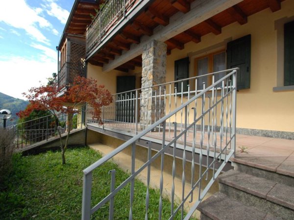 appartamento in vendita a Costa Serina