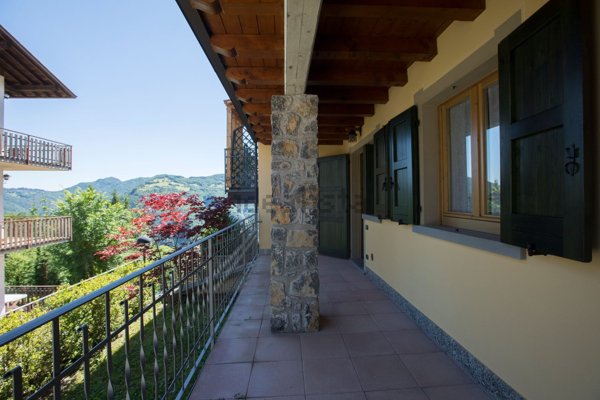 appartamento in vendita a Costa Serina