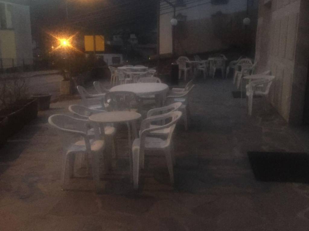 negozio in vendita a Costa Serina