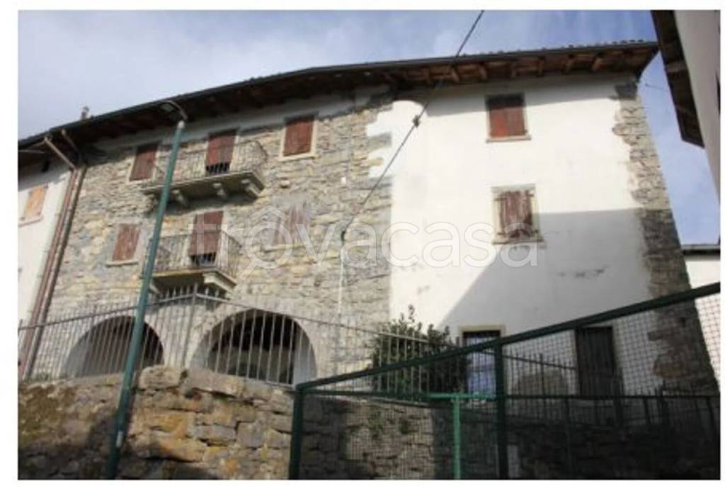 casa indipendente in vendita a Costa Serina