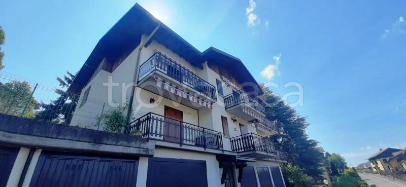 appartamento in vendita a Costa Serina