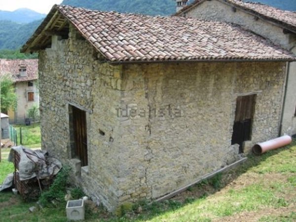 appartamento in vendita a Costa Serina