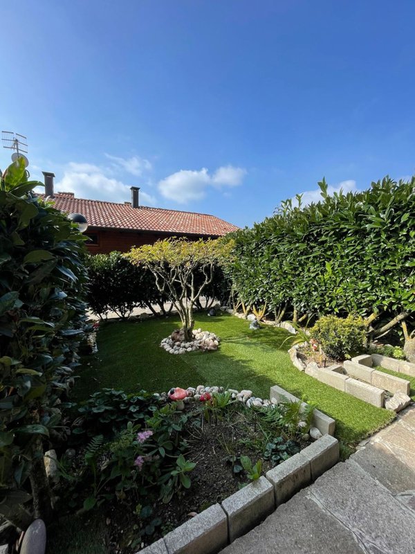 appartamento in vendita a Costa Serina