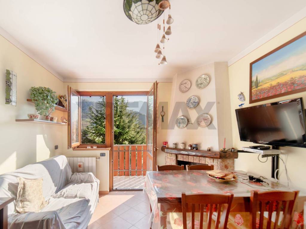 appartamento in vendita a Costa Serina