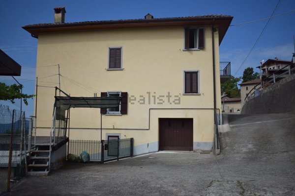 appartamento in vendita a Costa Serina