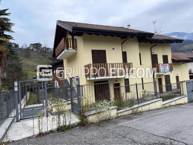 appartamento in vendita a Costa Serina