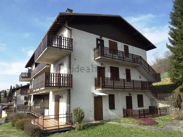 appartamento in vendita a Costa Serina