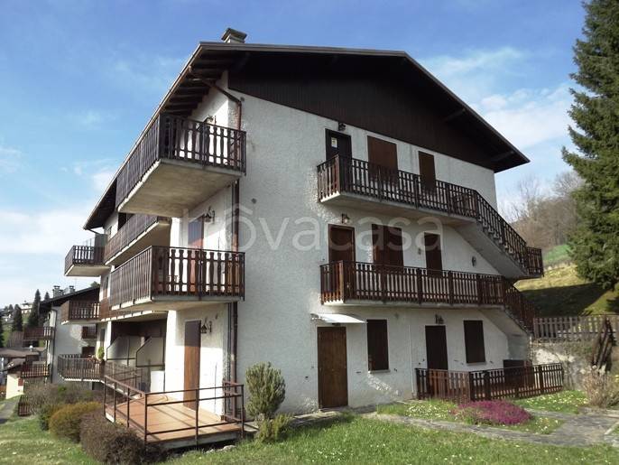 appartamento in vendita a Costa Serina